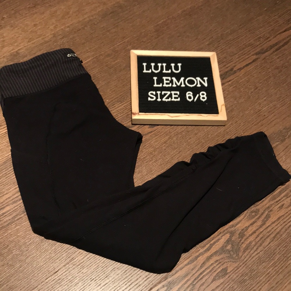 Lululemon Leggings side pockets
